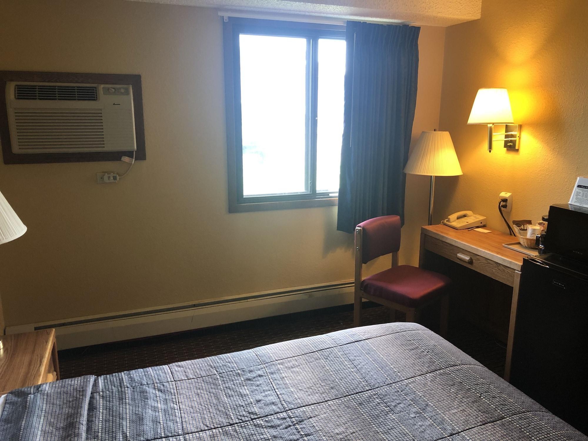 Oyo Hotel Glendive - Yellowstone River Extérieur photo