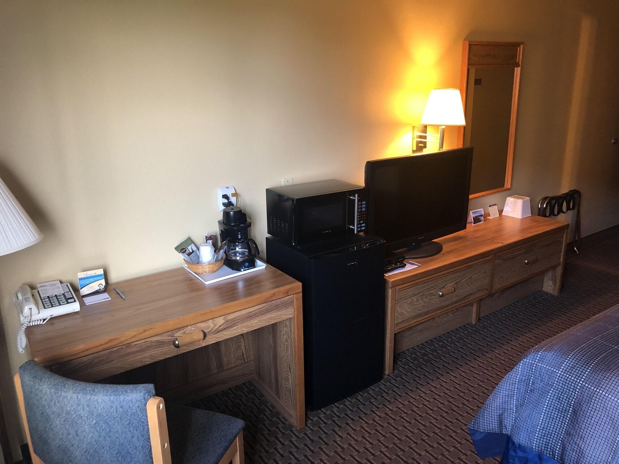 Oyo Hotel Glendive - Yellowstone River Extérieur photo